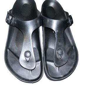 Women Birkenstock Gizeh essentials Eza black thong waterproof sandals size 8